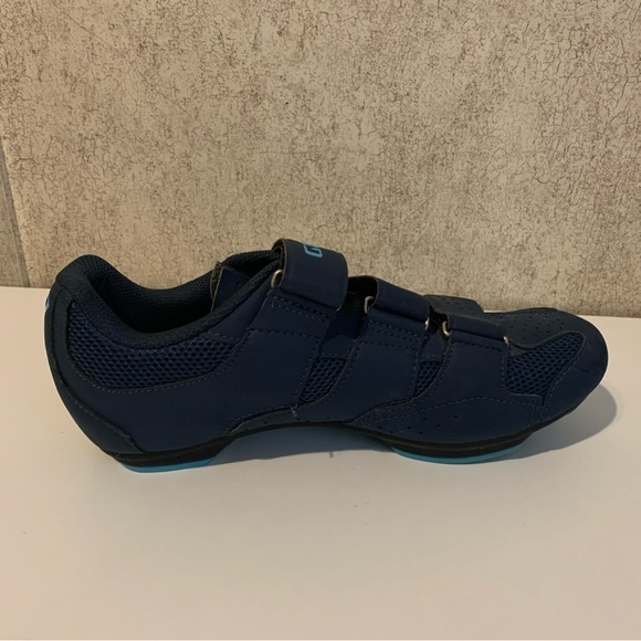 Giro Rev Womens Cycling Shoes Midnight Blue 49 or 8.5 - Picture 6 of 11